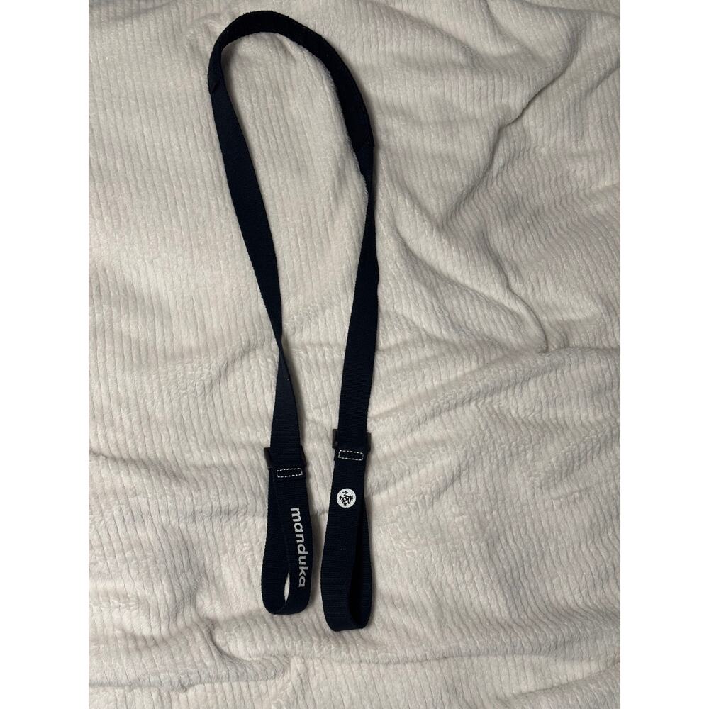 Manduka Yoga Commuter Mat Carrier Hands-Free, For All Mat Sizes, 68" x 1.5"